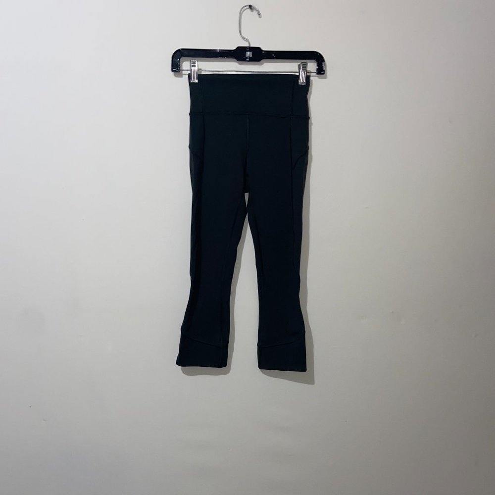 Lululemon Grey Cropped Leggings *19" - Size 2
